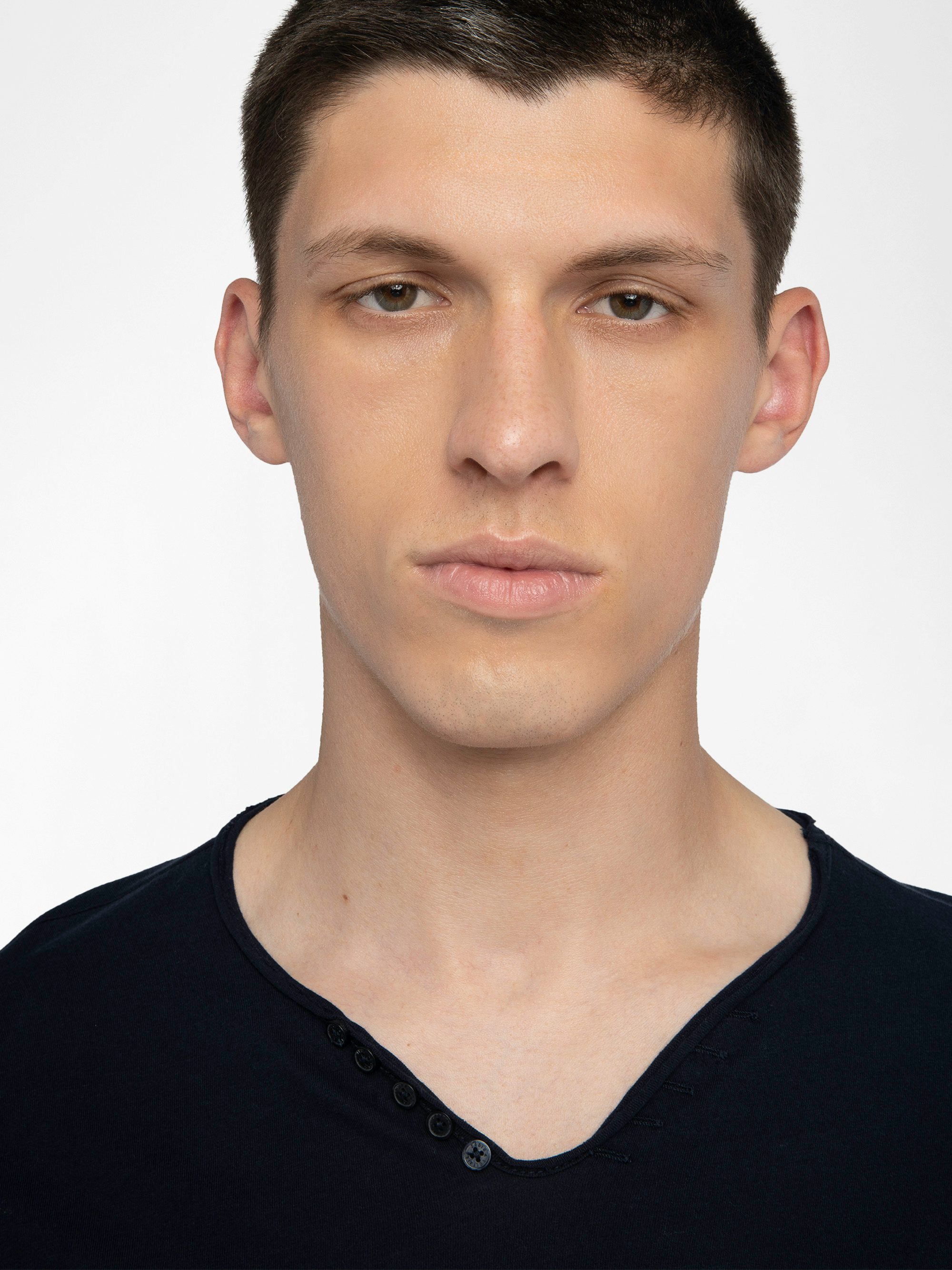 Monastir T-shirt - Long-sleeved Henley T-shirt with print on the back.